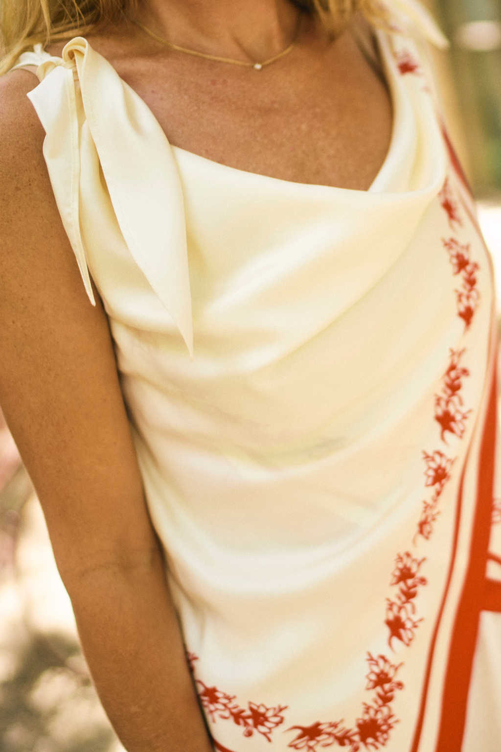 MASON'S DAUGHTER | Lily Scarf Top, Red & White Floral Silk Twil
