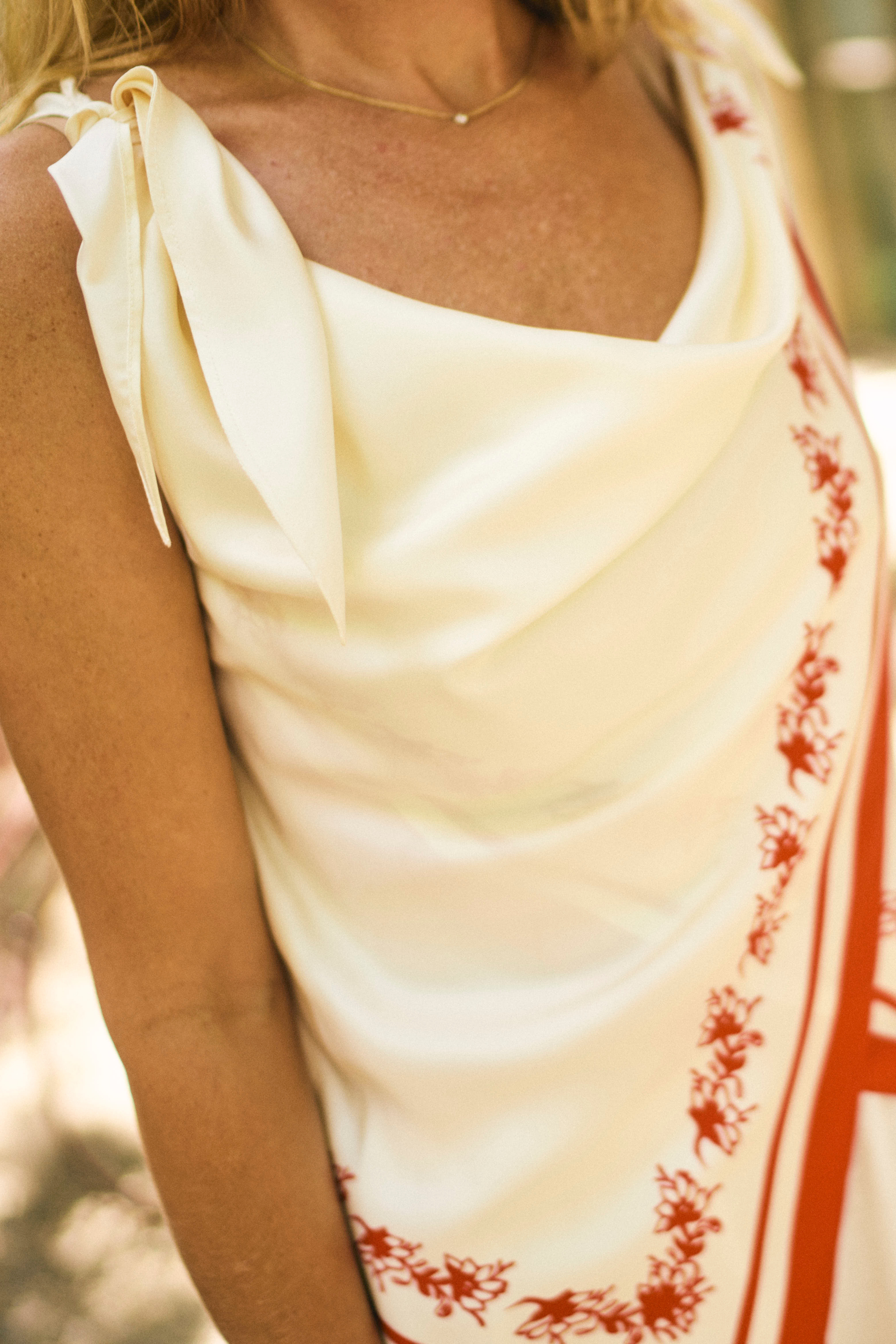 MASON'S DAUGHTER | Lily Scarf Top, Red & White Floral Silk Twil