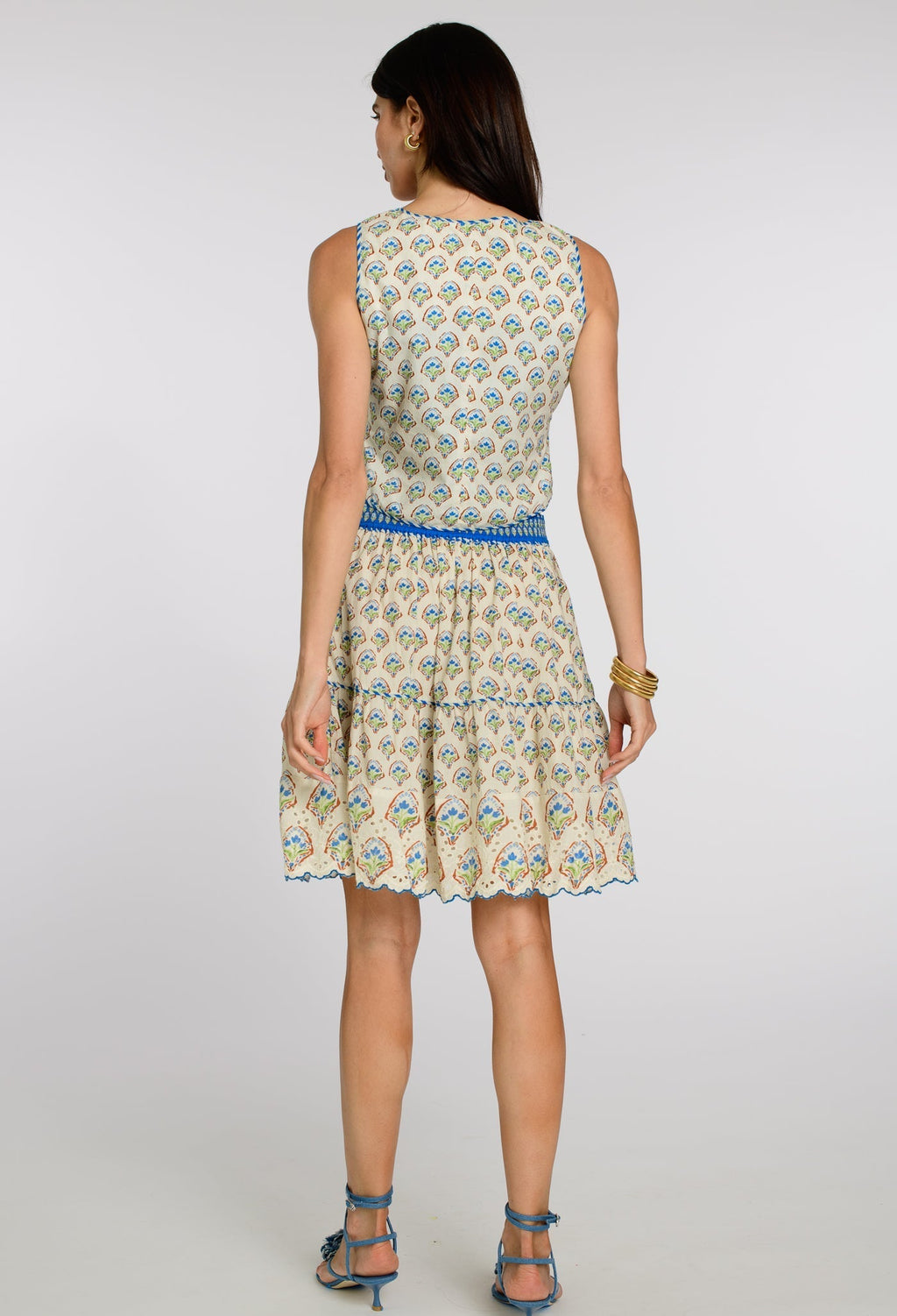 ELIZABETH JAMES THE LABEL | Rae Vest in Tulip Ivory